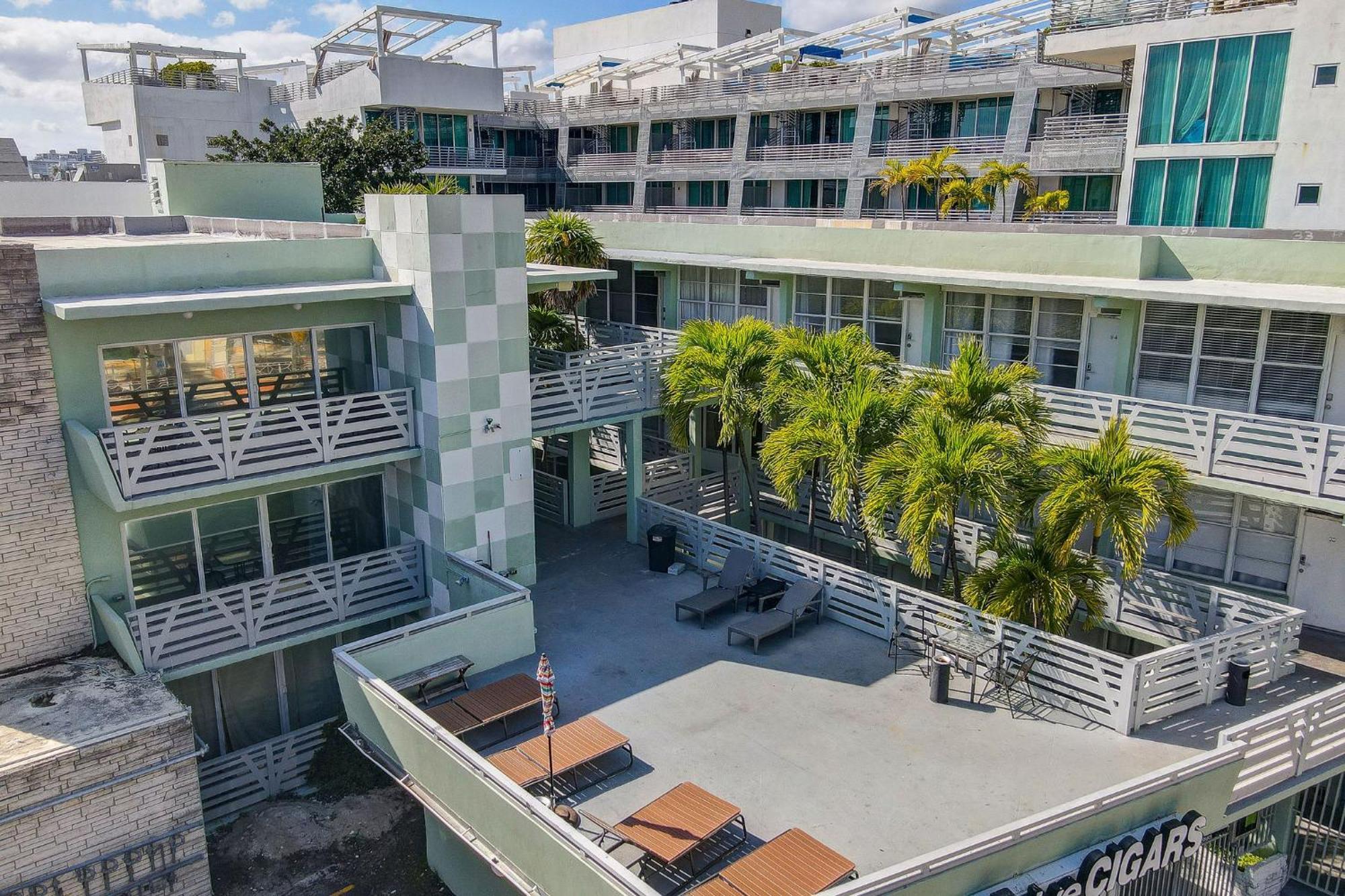 Ocean Drive Prime Apt W/2 Queen-Beds, South Beach Apartment Miami Beach Exterior photo